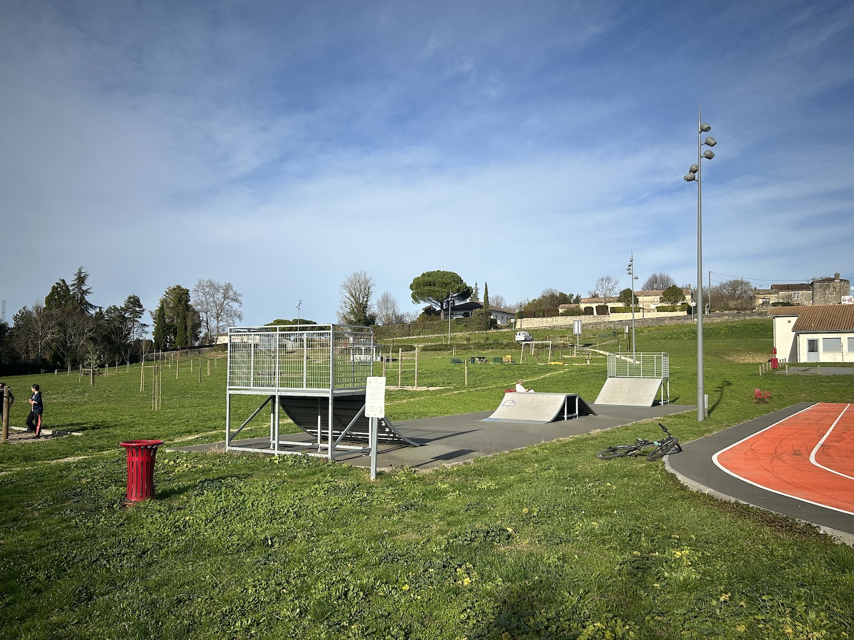 Saint-Romain-la-Virvée skatepark